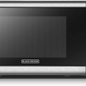 BLACK+DECKER Digital Microwave Oven with Turntable Push-Button Door, Child Safety Lock, Stainless Steel, 0.9 Cu Ft